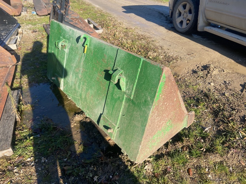 Construction  John Deere Bucket - 6FT Photo